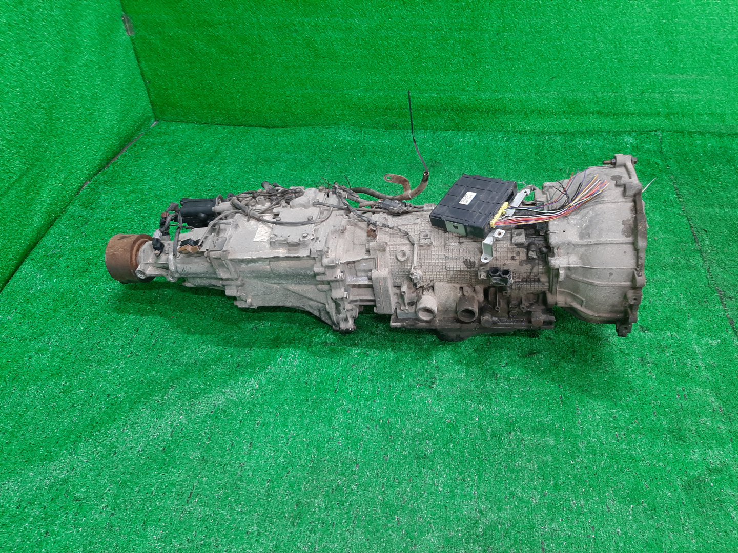 АКПП MITSUBISHI PAJERO V78W, V68W 4M41T V4A517SBB1 1 ракурс АКПП MITSUBISHI PAJERO V78W, V68W 4M41T V4A517SBB1 1 ракурс