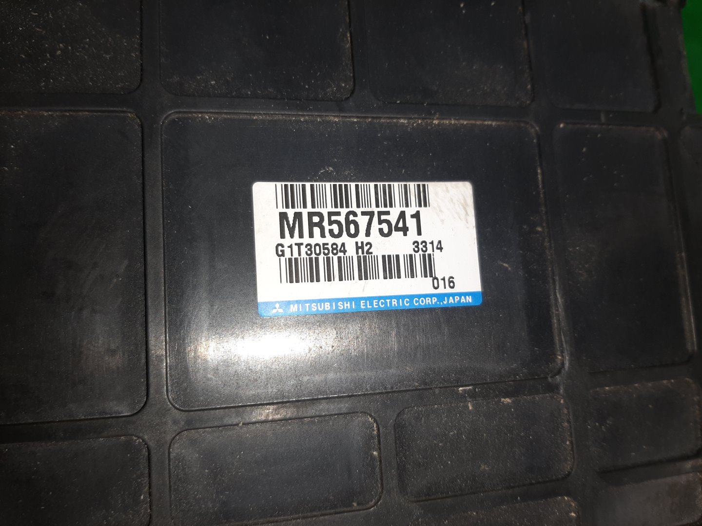 АКПП MITSUBISHI PAJERO V78W, V68W 4M41T V4A517SBB1 5 ракурс АКПП MITSUBISHI PAJERO V78W, V68W 4M41T V4A517SBB1 5 ракурс