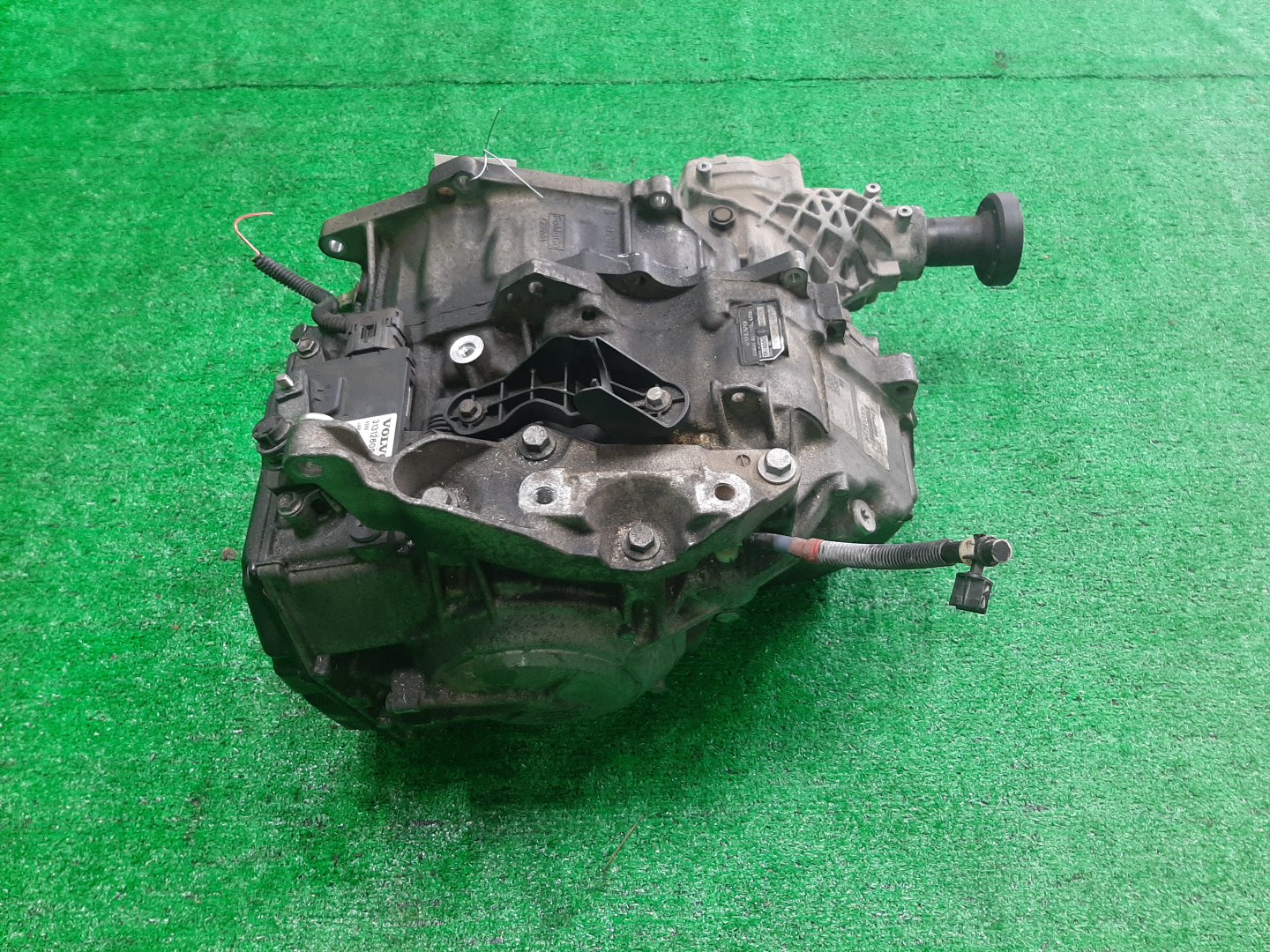 АКПП VOLVO V60, S60, XC70, V70, XC60, S80 FW90, FS90, BZ90, BW90, DZ90, AS60, AS90 B6304T4 1283159 4 ракурс