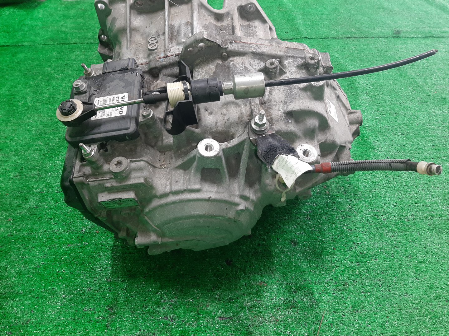 АКПП VOLVO V60, S60, XC70, V70, XC60, S80 FW, FB420, FS40, BZ, BW40, DZ40, AS B4204T11 1283176 4 ракурс