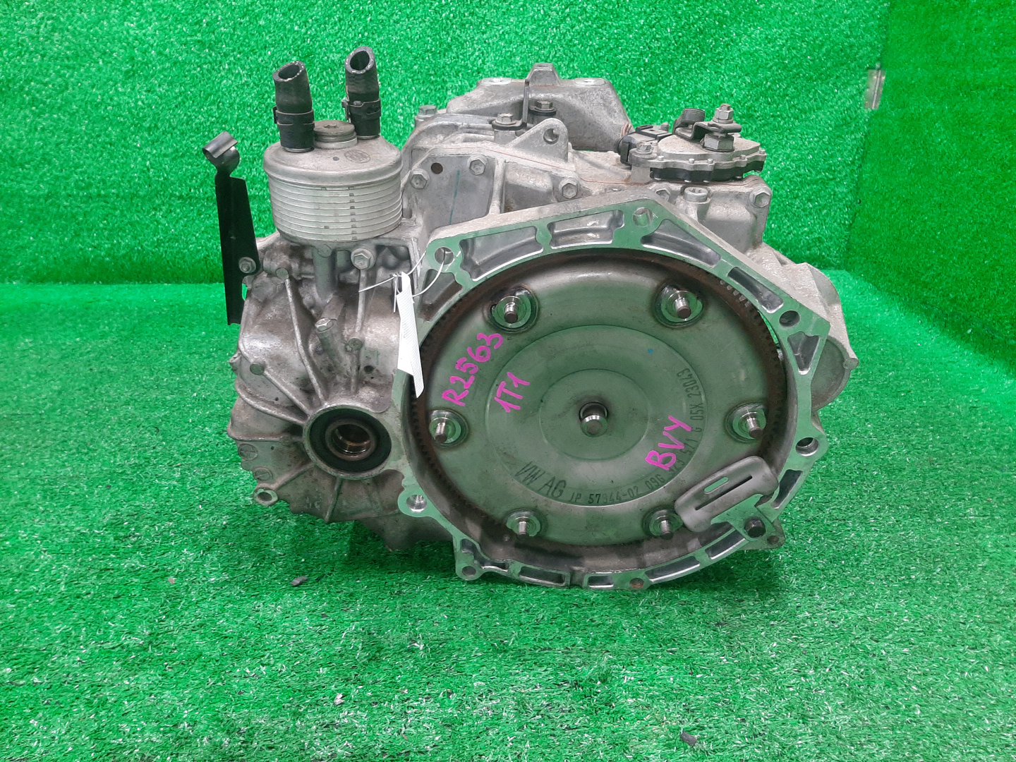 АКПП VOLKSWAGEN TOURAN, GOLF, JETTA, PASSAT, A3 1T1, 1T2, 1T3, MK5, 1K1, 1K5, 1K2, 3C2, 3C, B6, 3C5, 8PA, 8P7, 8P1 BLX, BAG, BLP, BVY, BLF, AXW, BLR HTQ 1 ракурс