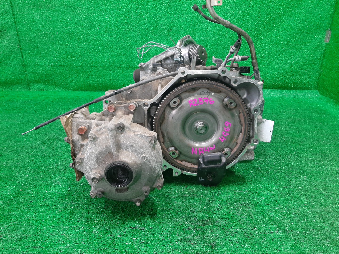 АКПП MITSUBISHI GRANDIS NA4W 4G69 W4A4B2N1Z 1 ракурс