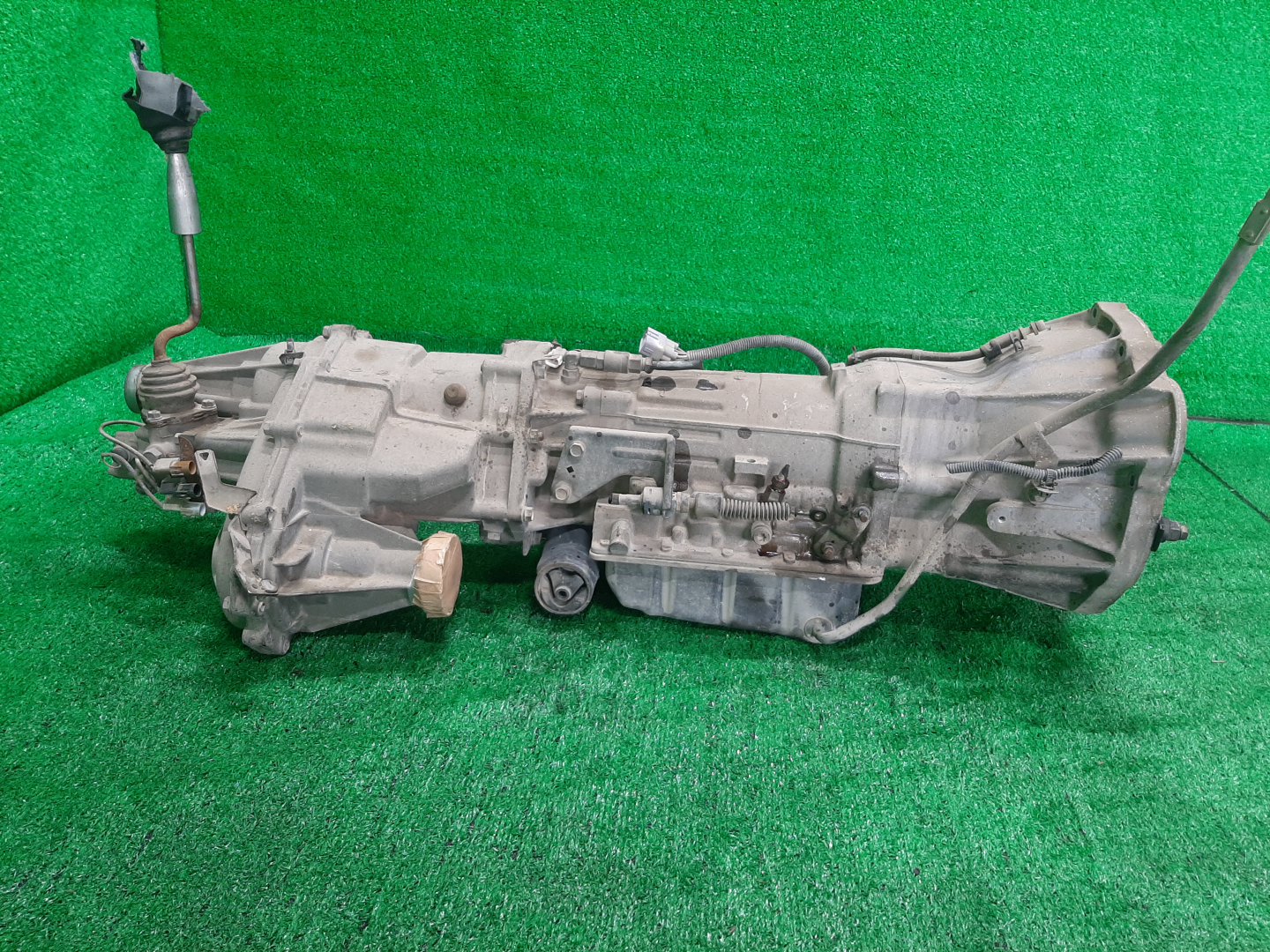 АКПП MITSUBISHI PAJERO IO H76W 4G93T 03-72LS 1 ракурс