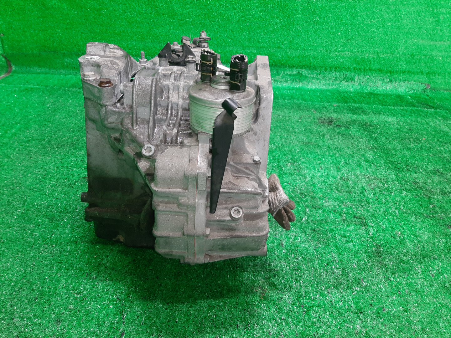 АКПП VOLKSWAGEN TOURAN, GOLF, JETTA, PASSAT, A3 1T1, 1T2, 1T3, MK5, 1K1, 1K5, 1K2, 3C2, 3C, B6, 3C5, 8PA, 8P7, 8P1 BLX, BAG, BLP, BVY, BLF, AXW, BLR HTQ 2 ракурс