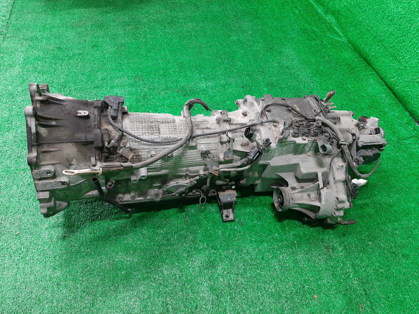 АКПП MITSUBISHI PAJERO V75W, V65W 6G74 V4A517ACB1 3 ракурс АКПП MITSUBISHI PAJERO V75W, V65W 6G74 V4A517ACB1 3 ракурс