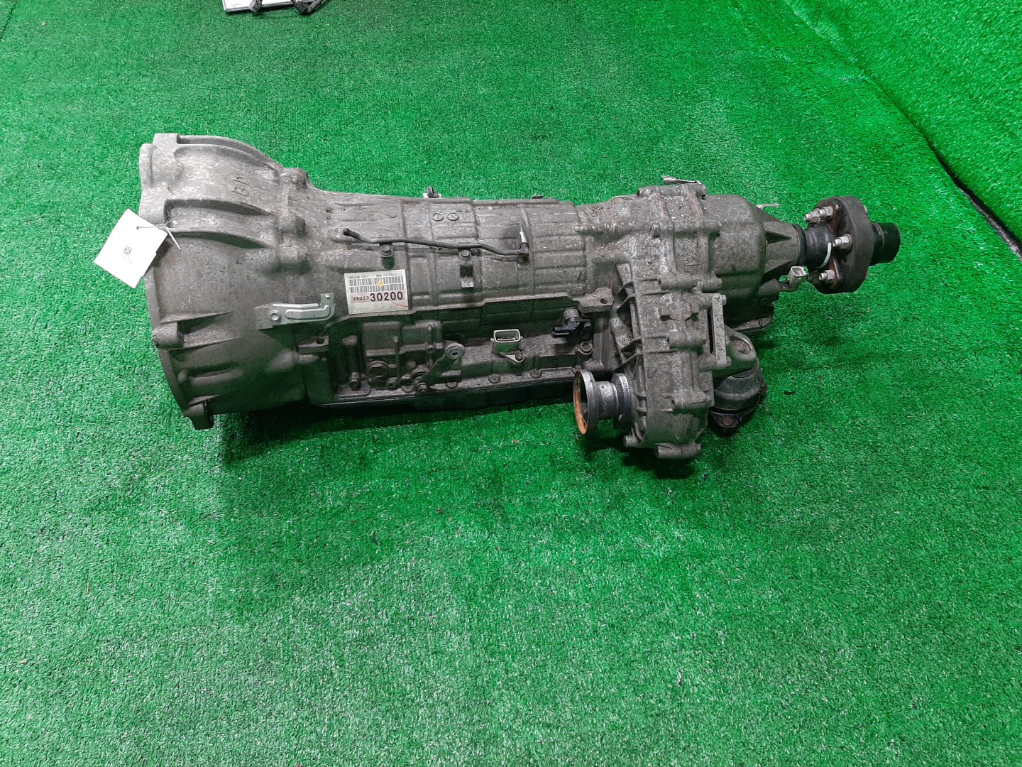 АКПП TOYOTA CROWN MAJESTA UZS187 3UZ-FE A761H-C02A 3 ракурс