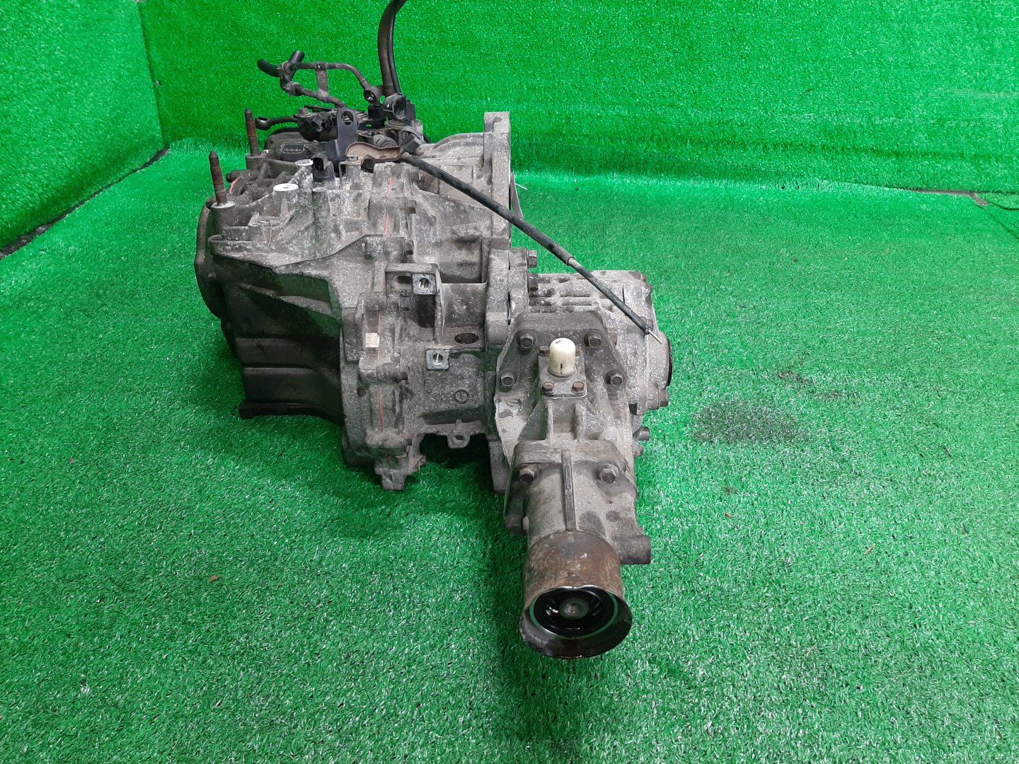 АКПП MITSUBISHI GRANDIS NA4W 4G69 W4A4B2N1Z 2 ракурс