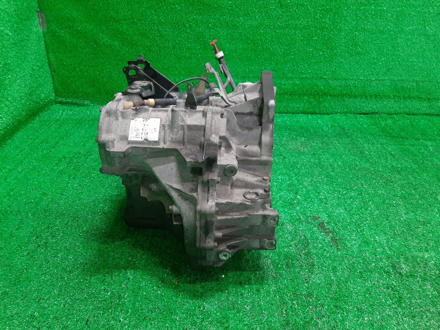 АКПП TOYOTA VOLTZ ZZE136 1ZZ-FE A246E-02A 2 ракурс