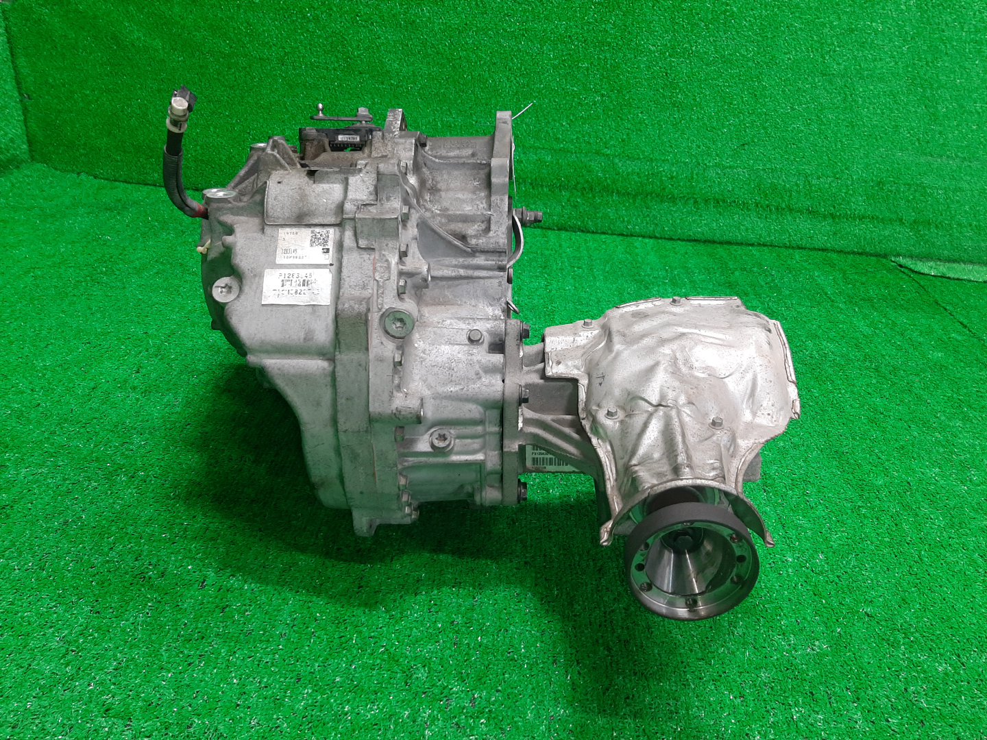 АКПП VOLVO V60, S60, XC70, V70, XC60, S80 FW90, FS90, BZ90, BW90, DZ90, AS60, AS90 B6304T4 1283145 2 ракурс
