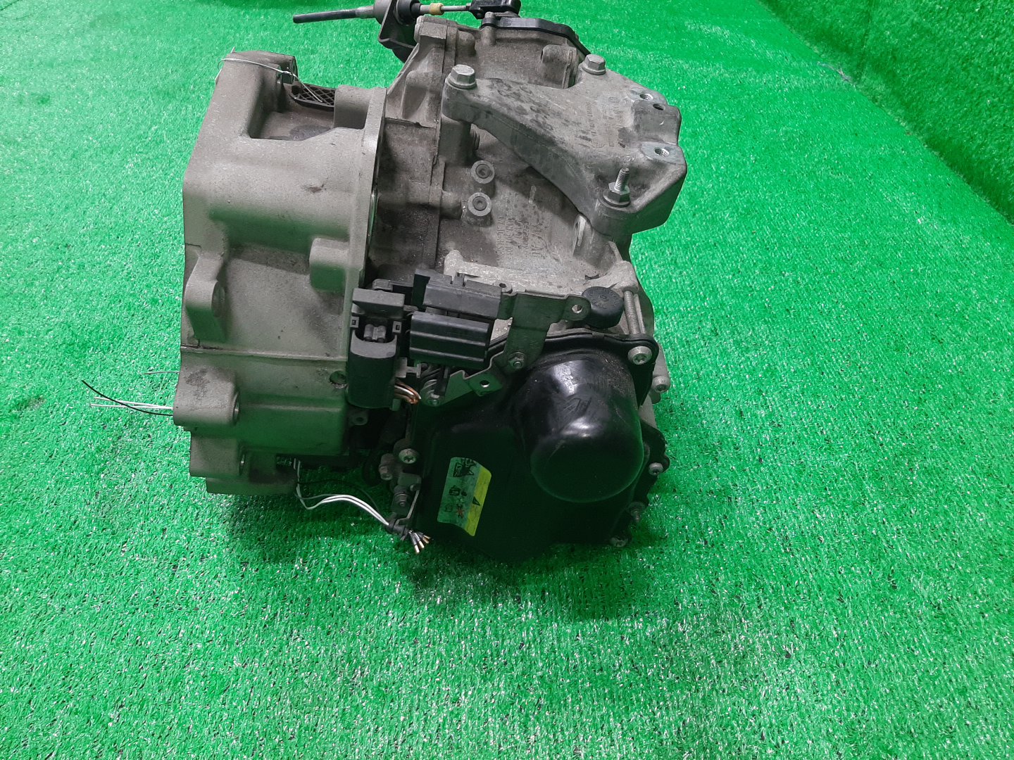 АКПП VOLKSWAGEN SCIROCCO, TOURAN, GOLF 137, 1T1, 1T2, 1T3, 5K1 CTH, CTHD, CTHC, CAV, CAVC MUV 3 ракурс