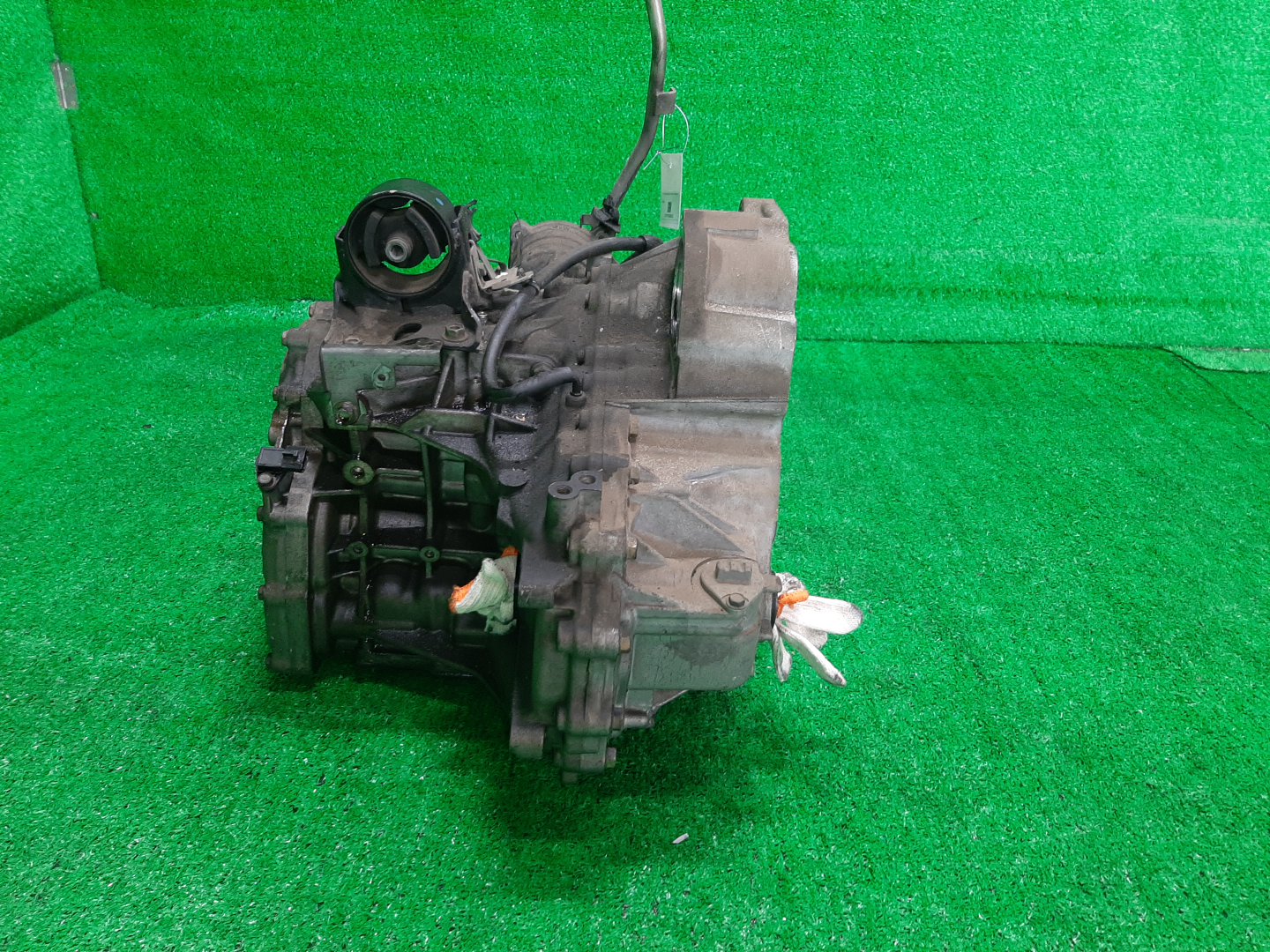 АКПП NISSAN CEFIRO A33 VQ20DE RE4F04B-FN44 2 ракурс