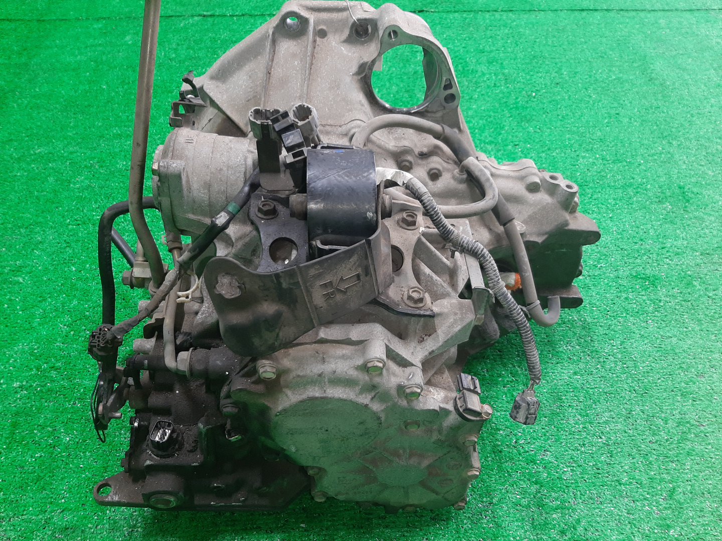 АКПП NISSAN CEFIRO A33 VQ20DE 85X00, RE4F04B-FN44 4 ракурс