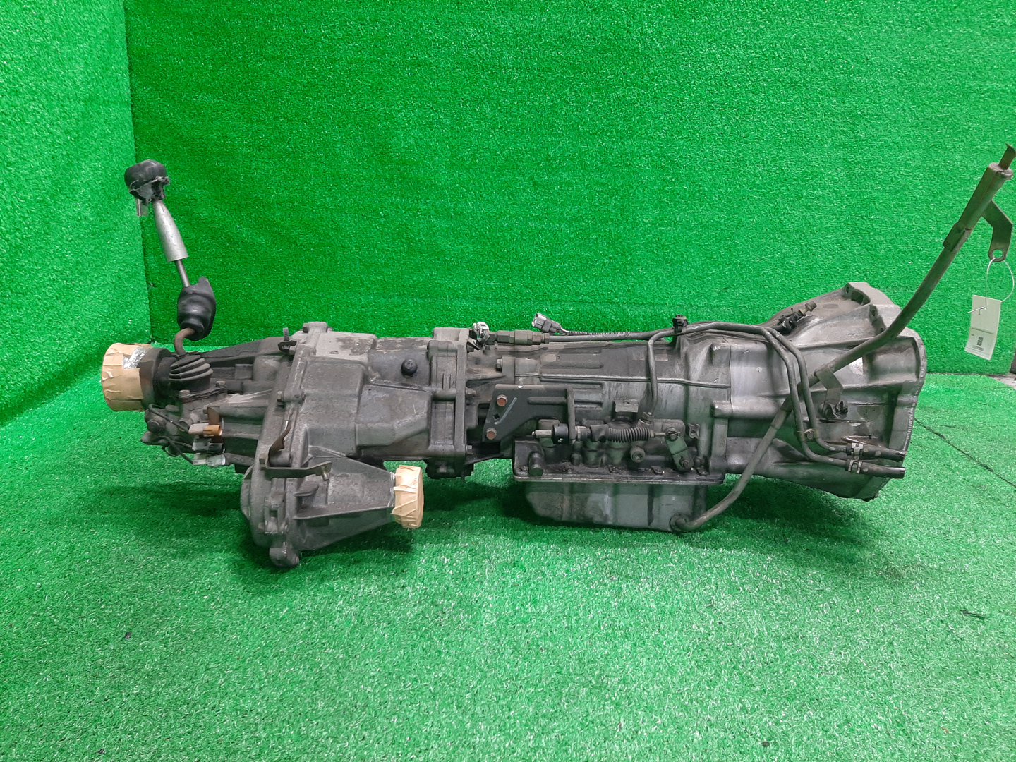 АКПП MITSUBISHI PAJERO IO H76W 4G93T 03-72LS 1 ракурс