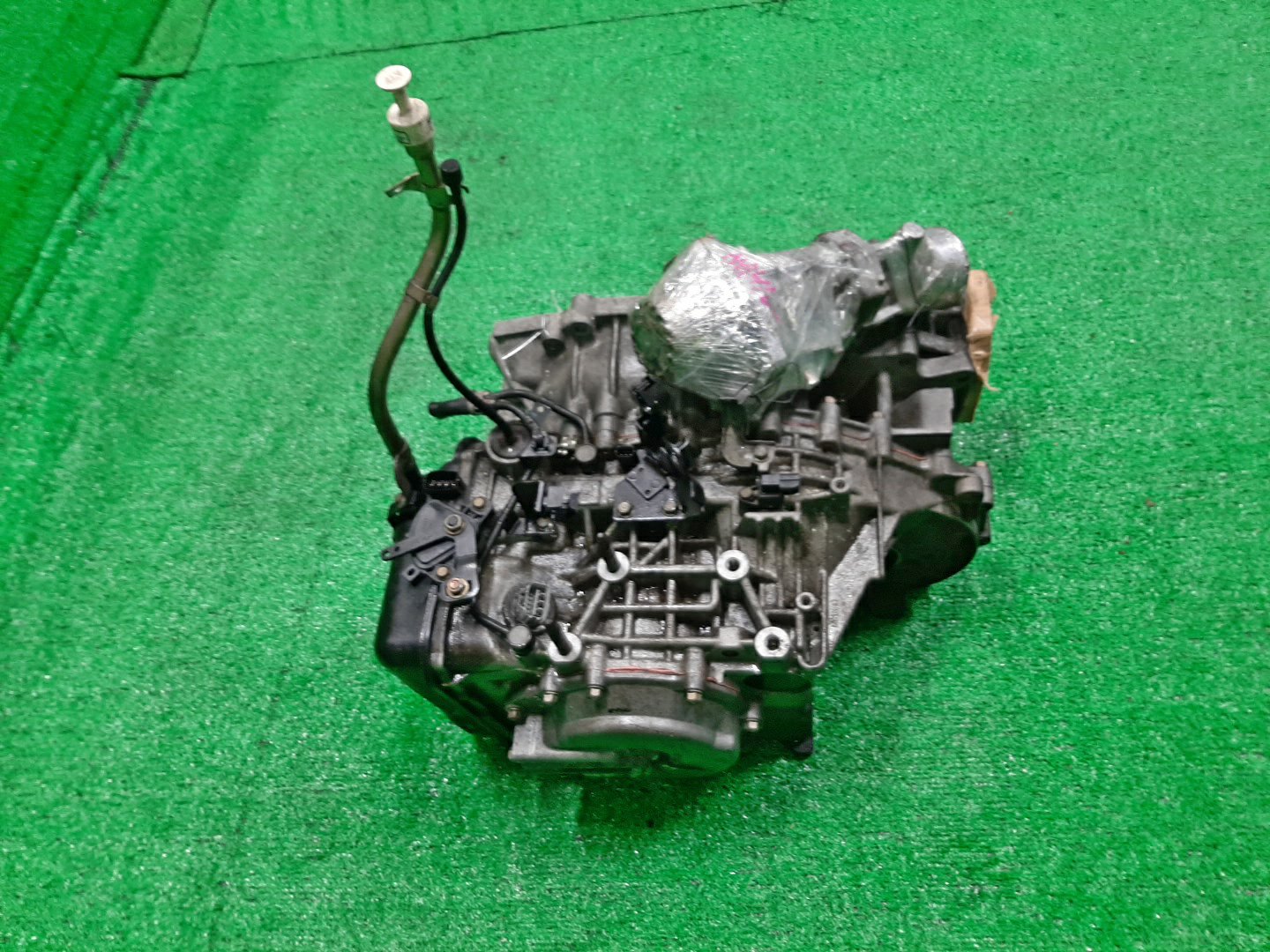 АКПП MITSUBISHI GRANDIS NA4W 4G69 W4A4B2N1Z 4 ракурс