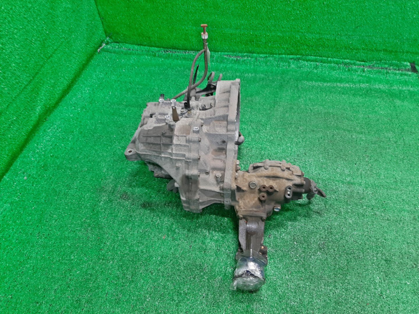 АКПП TOYOTA HARRIER ACU15W 2AZ-FE U140F-03A 2 ракурс