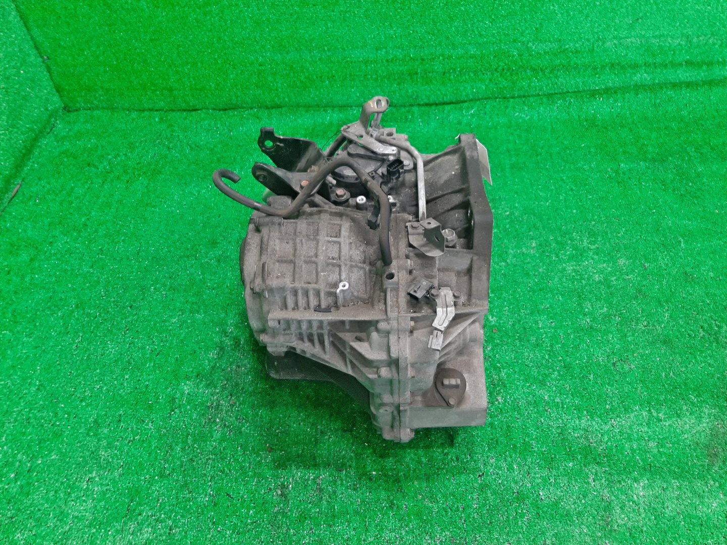 АКПП NISSAN SERENA TC24 QR20DE RE0F06A 2 ракурс