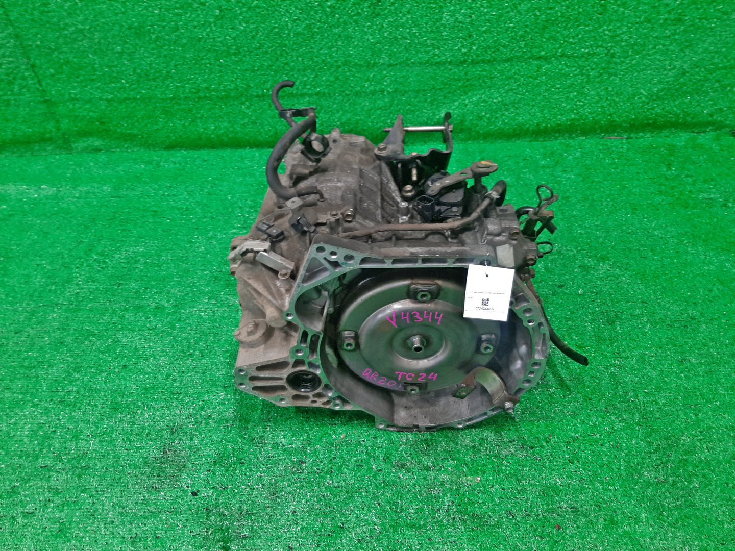 АКПП NISSAN SERENA TC24 QR20DE RE0F06A 1 ракурс