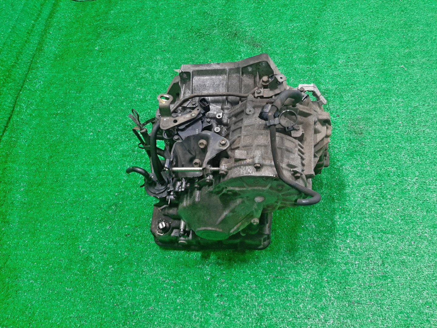 АКПП NISSAN SERENA TC24 QR20DE RE0F06A 4 ракурс