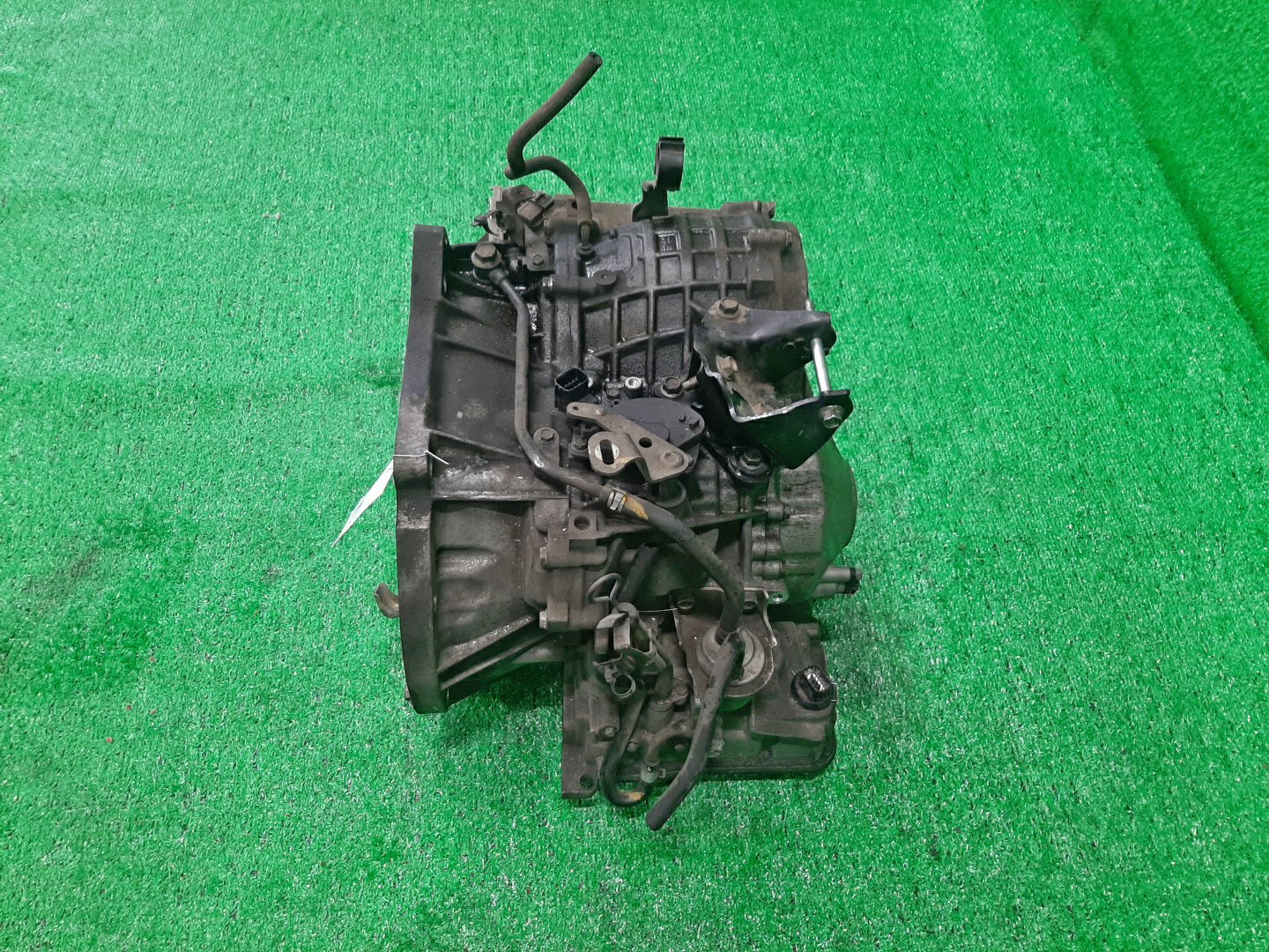 АКПП NISSAN SERENA TC24 QR20DE 8E067, RE0F06A 3 ракурс