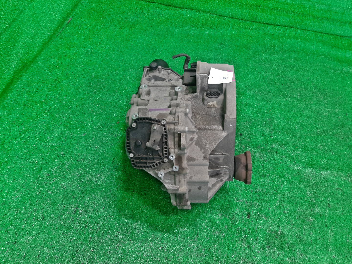 АКПП VOLKSWAGEN SCIROCCO, TOURAN, GOLF 137, 1T1, 1T2, 1T3, 5K1 CTH, CTHD, CTHC, CAV, CAVC MUV 2 ракурс