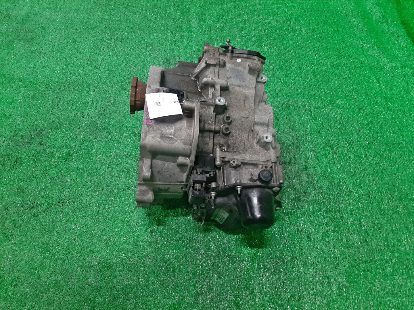 АКПП VOLKSWAGEN SCIROCCO, TOURAN, GOLF 137, 1T1, 1T2, 1T3, 5K1 CTH, CTHD, CTHC, CAV, CAVC PMQ 3 ракурс