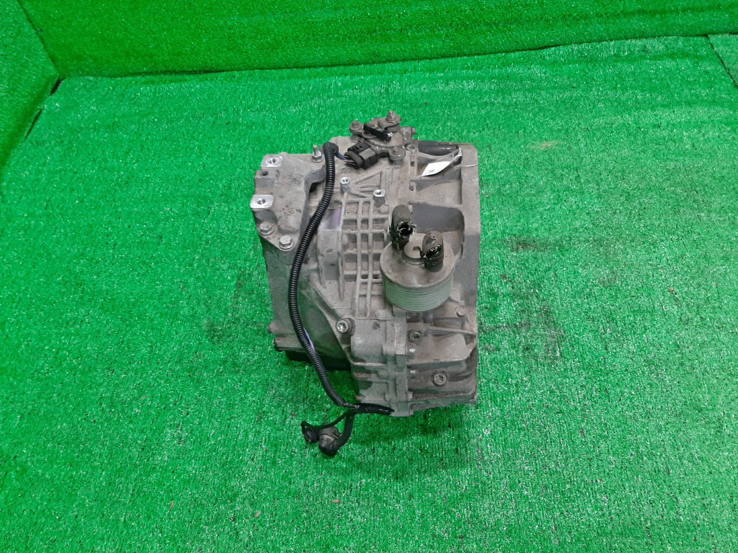 АКПП VOLKSWAGEN TOURAN, GOLF, JETTA, PASSAT, A3 1T1, 1T2, 1T3, MK5, 1K1, 1K5, 1K2, 3C2, 3C, B6, 3C5, 8PA, 8P7, 8P1 BLX, BAG, BLP, BVY, BLF, AXW, BLR HTP 2 ракурс