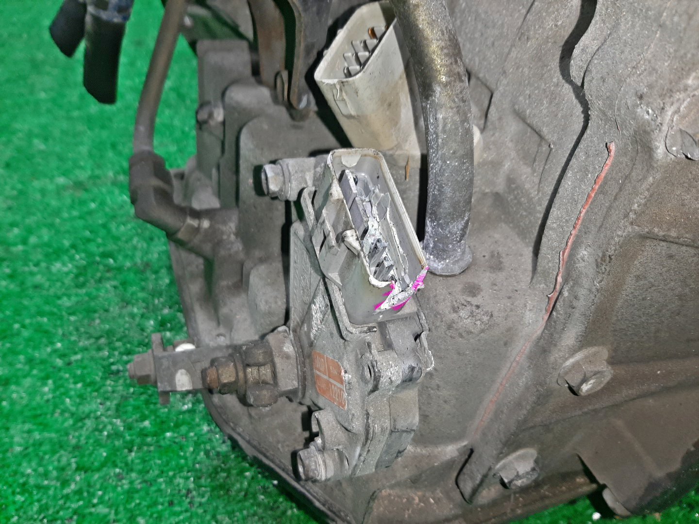 АКПП TOYOTA NADIA SXN10 3S-FSE U240E 5 ракурс