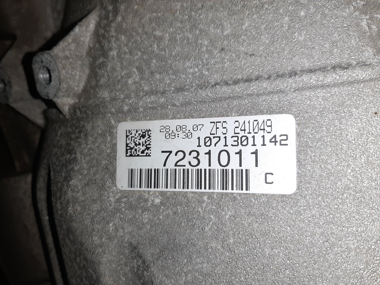 АКПП BMW 5-Series, 3-Series, 530i, 330i, 323i, 325i, 525i E61, E60, E90, E91 N52B30AF, N52B30A, N52B25AE, N52B25A, M54B25, 306S3, N52B25AF, 256S5, M54B30 7581407, 6HP21 4 ракурс