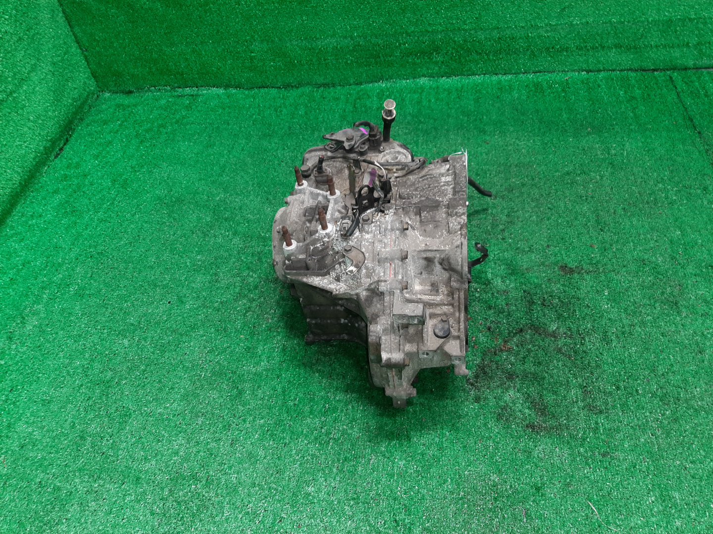 АКПП MITSUBISHI MIRAGE DINGO CQ1A 4G13 F4A411NZB 2 ракурс