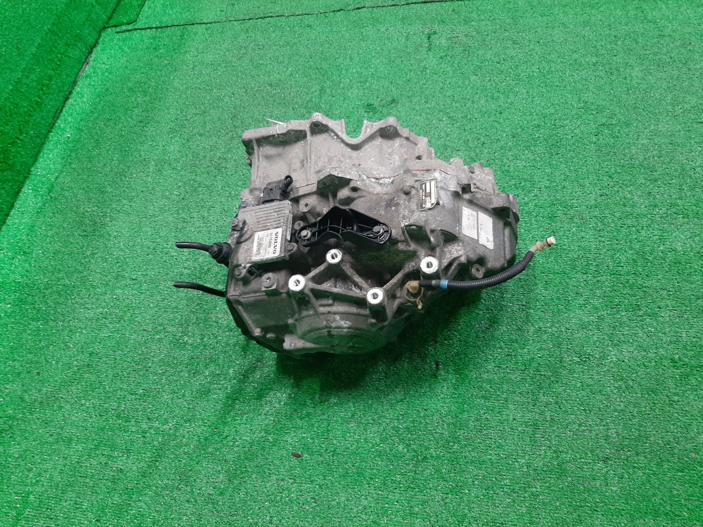 АКПП VOLVO S40, V50, C30, C70, V70, S80 MS67, MW67, MK67, MC67, MC68, BW60, BW56, AS56, AS60, AS B5254T7, B5254T3, B5254T10, B5254T, B5254T6 30751902 4 ракурс