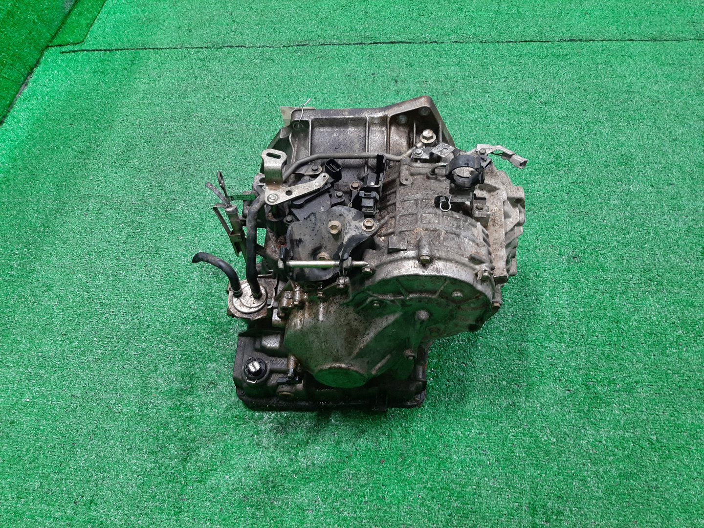 АКПП NISSAN AVENIR, LIBERTY, PRIMERA, WINGROAD, BLUEBIRD SYLPHY RW11, RM12, TP12, RP12, WTP12, WRP12, WRY11, TG10 QR20DE, QR25DD, QR20DD 8E073, RE0F06A 4 ракурс