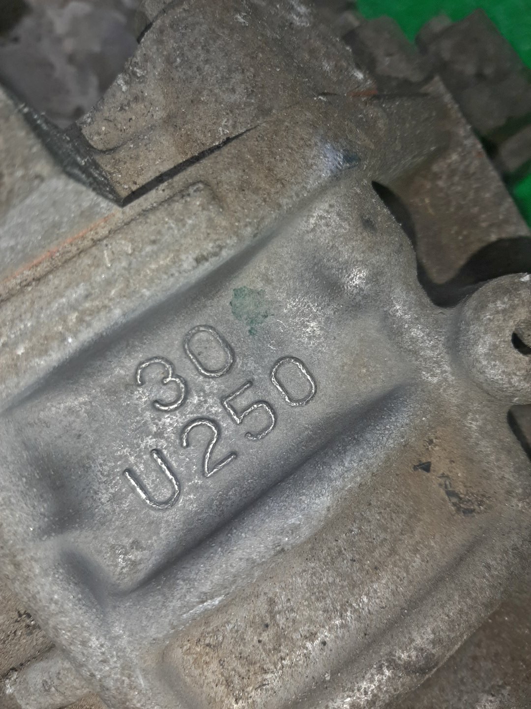 АКПП TOYOTA AVENSIS AZT250 1AZ-FSE U241E-01A 5 ракурс
