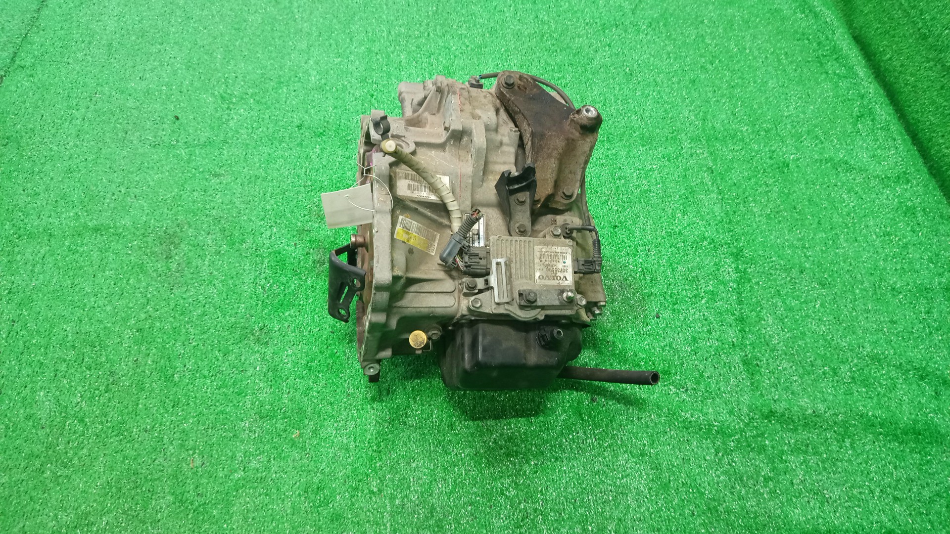 АКПП VOLVO S40, V50, C30, C70, V70, S80 MS67, MW67, MK67, MC67, MC68, BW60, BW56, AS56, AS B5254T7, B5254T3, B5254T10, B5254T, B5254T6 30713799 3 ракурс