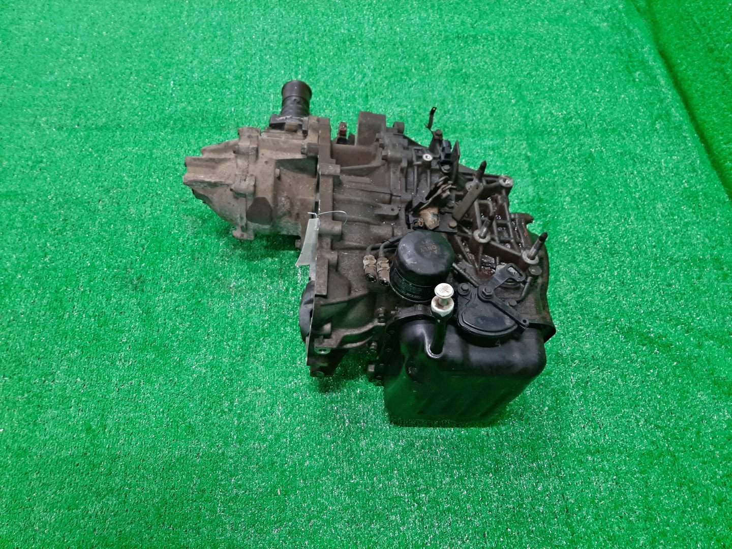 АКПП MITSUBISHI CHARIOT GRANDIS N94W 4G64 W4A422M5D 3 ракурс