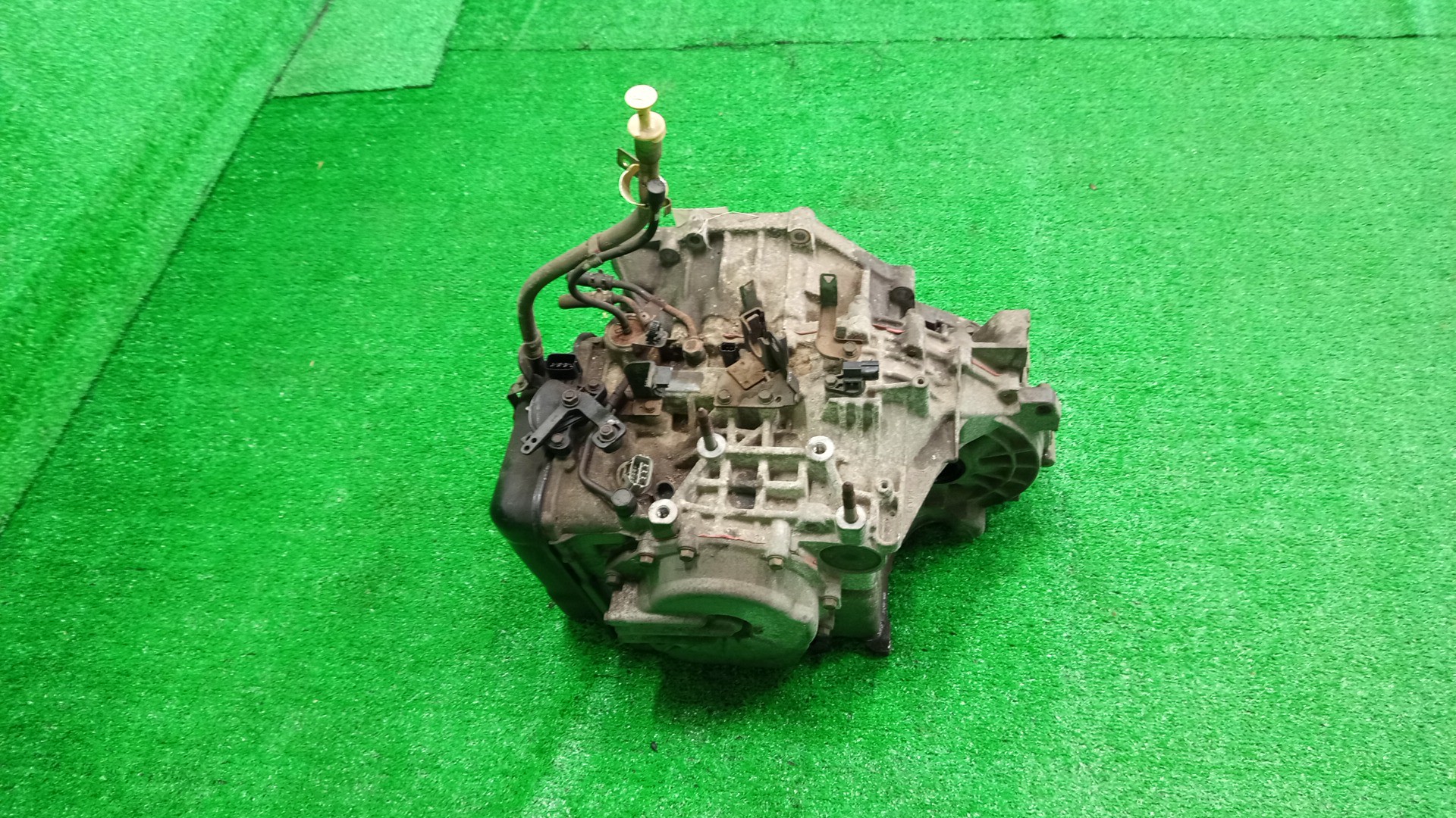 АКПП MITSUBISHI GRANDIS NA4W 4G69 F4A4B2N3Z 4 ракурс