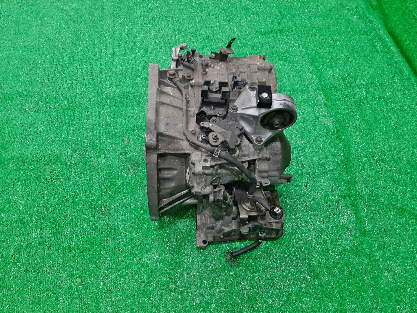 АКПП NISSAN AVENIR, LIBERTY, PRIMERA, WINGROAD, BLUEBIRD SYLPHY RW11, RM12, TP12, RP12, WTP12, WRP12, WRY11, TG10 QR20DE, QR25DD, QR20DD 8E022 3 ракурс