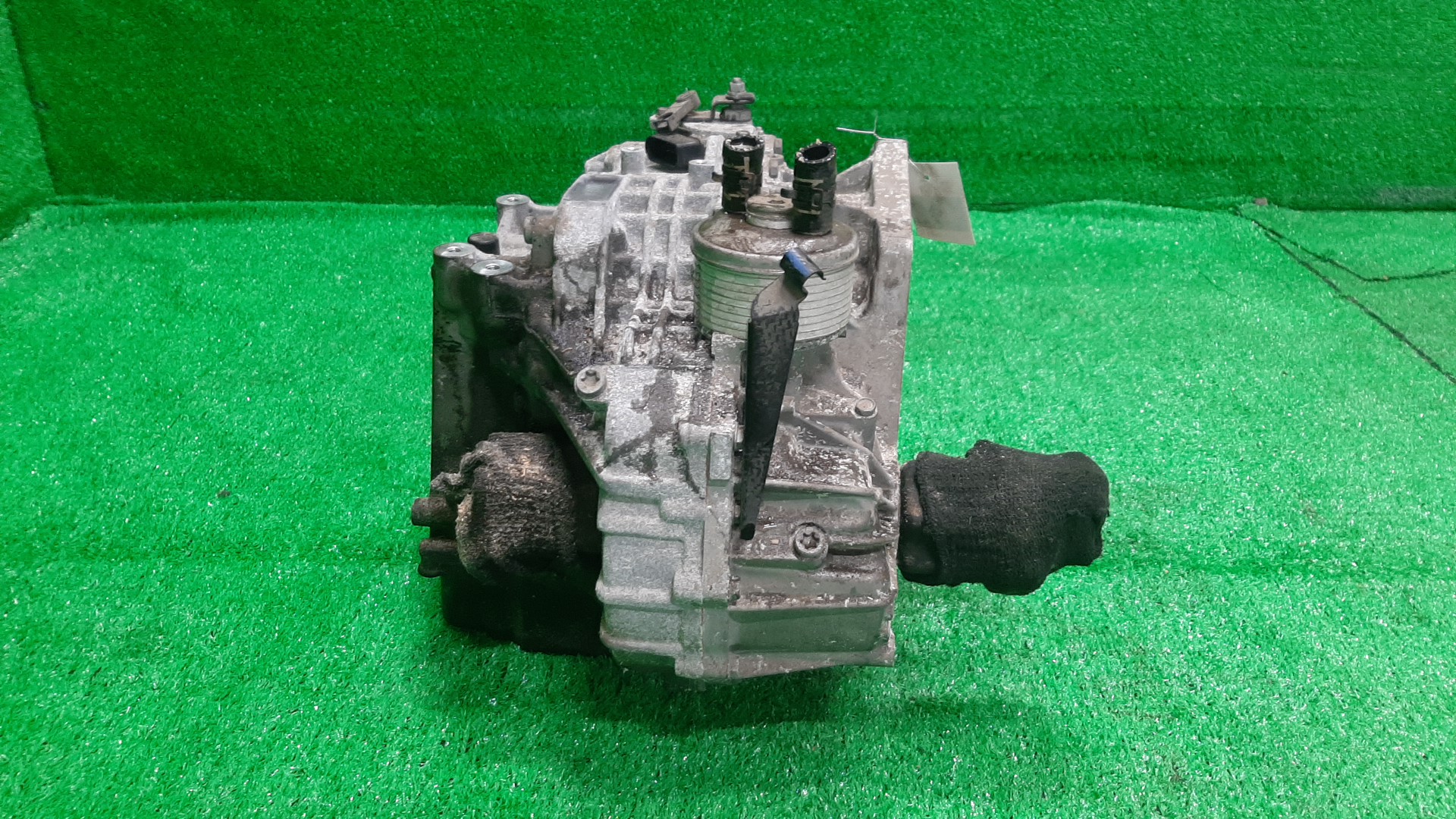АКПП AUDI TOURAN, GOLF, JETTA, PASSAT, A3 1T1, 1T2, 1T3, MK5, 1K1, 1K5, 1K2, 3C2, 3C, B6, 3C5, 8PA, 8P7, 8P1 BLX, BAG, BLP, BVY, BLF, AXW, BLR HTP 2 ракурс