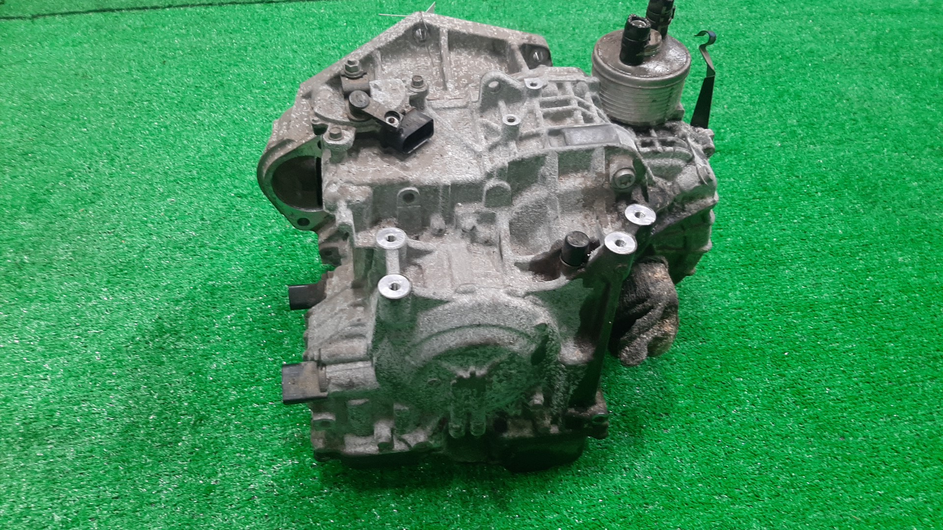 АКПП AUDI TOURAN, GOLF, JETTA, PASSAT, A3 1T1, 1T2, 1T3, MK5, 1K1, 1K5, 1K2, 3C2, 3C, B6, 3C5, 8PA, 8P7, 8P1 BLX, BAG, BLP, BVY, BLF, AXW, BLR HTP 4 ракурс
