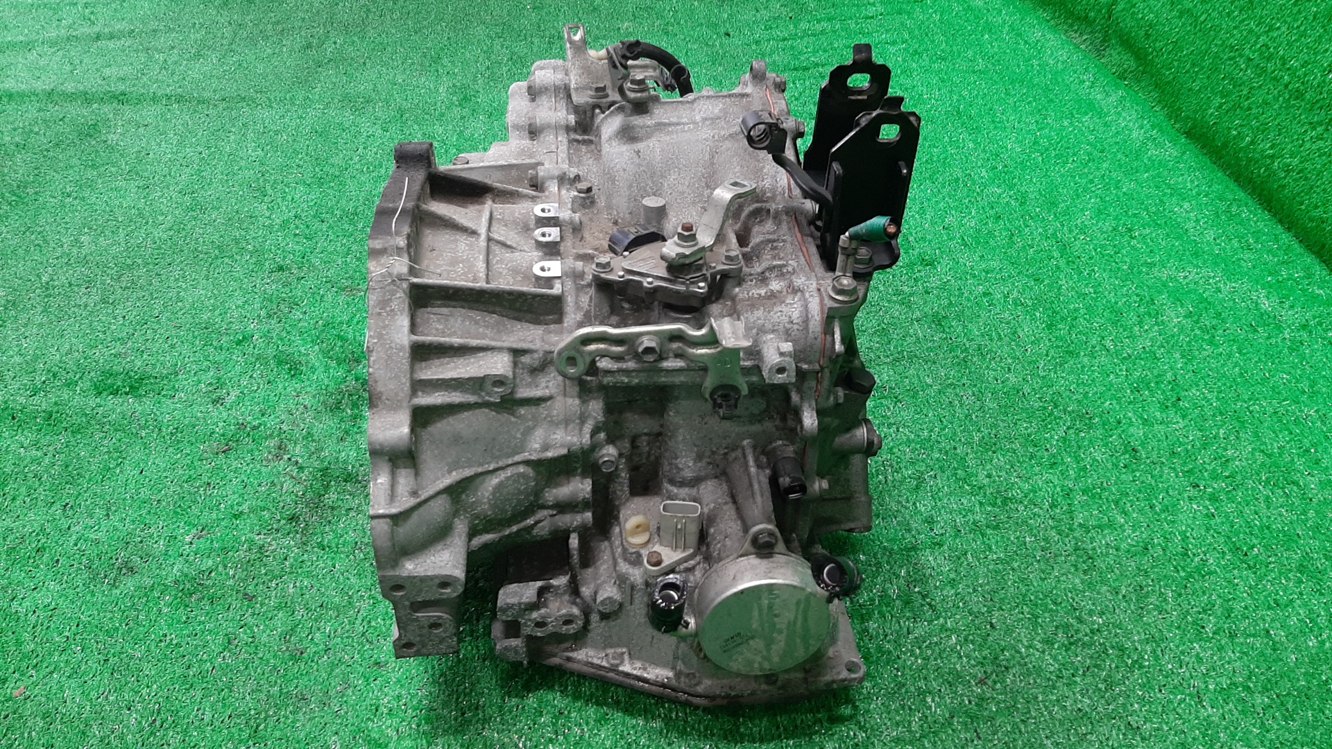 АКПП TOYOTA PROBOX, COROLLA FIELDER, RACTIS, PORTE, SUCCEED, SPADE, TREZIA, COROLLA  AXIO NCP160V, NZE161G, NCP120, NCP122, NCP141, NZE161 1NZ-FE K312-02A, 3041012180 3 ракурс