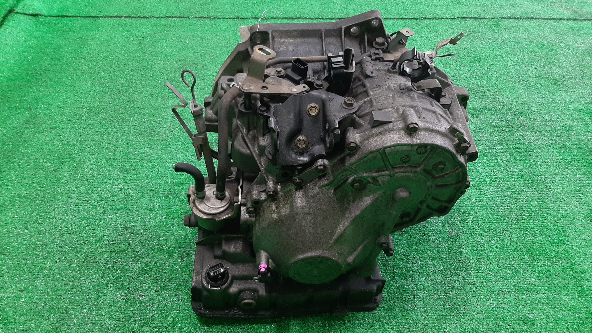 АКПП NISSAN SERENA TC24 QR20DE 8E067, RE0F06A 4 ракурс