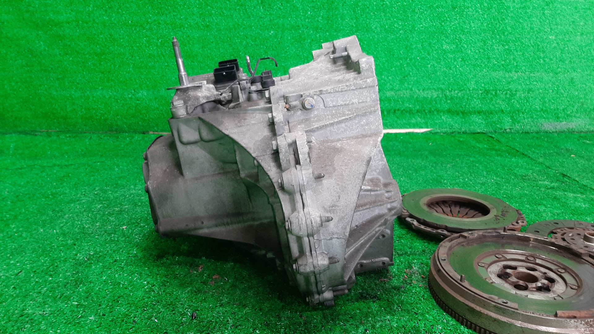 МКПП CITROEN GRAND C4 PICASSO, C4 PICASSO, C4 U, UD, LA, B7, LC 5F02, EP6CDT 2232J9 4 ракурс МКПП CITROEN GRAND C4 PICASSO, C4 PICASSO, C4 U, UD, LA, B7, LC 5F02, EP6CDT 2232J9 4 ракурс