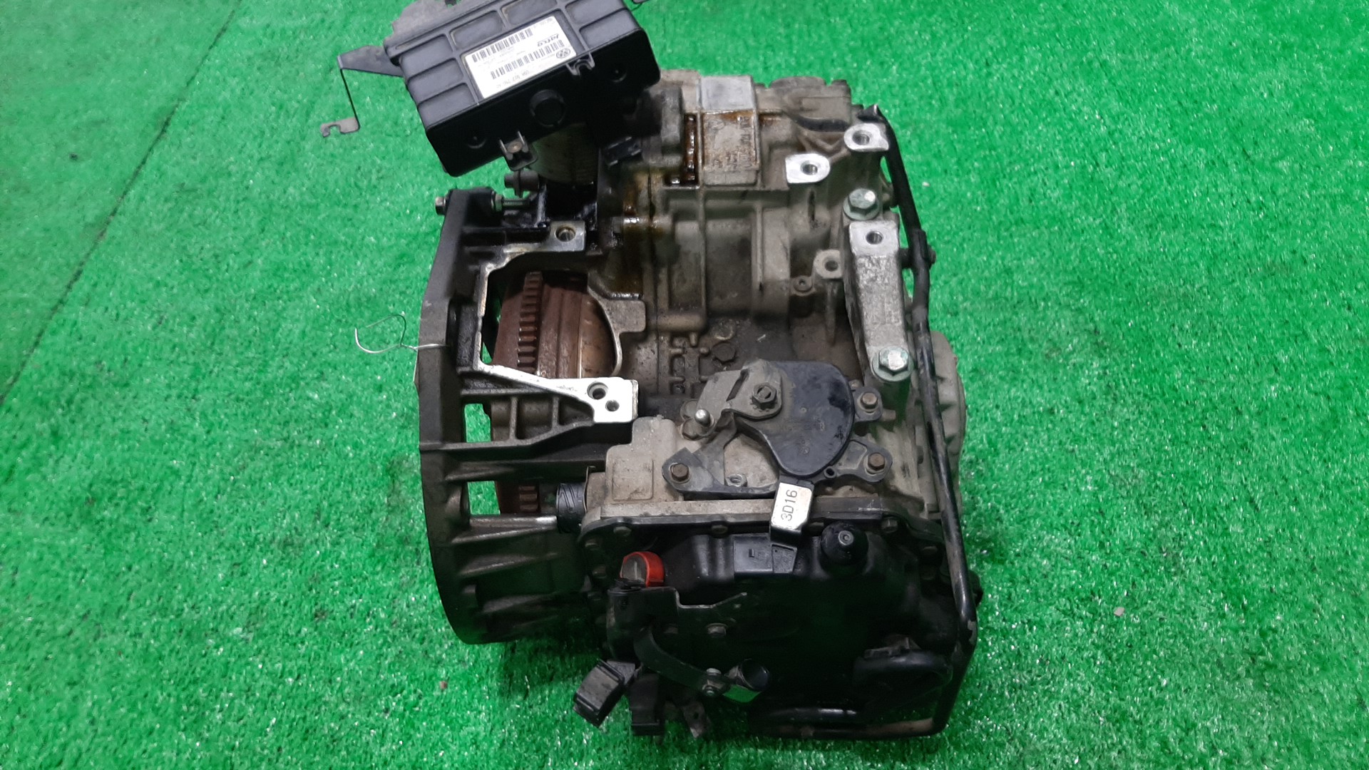 АКПП VOLKSWAGEN GOLF, BORA, JETTA 1J1, 1J, MK4, 1J5, 1J2, 9M2 AUM, AQN FYL 3 ракурс