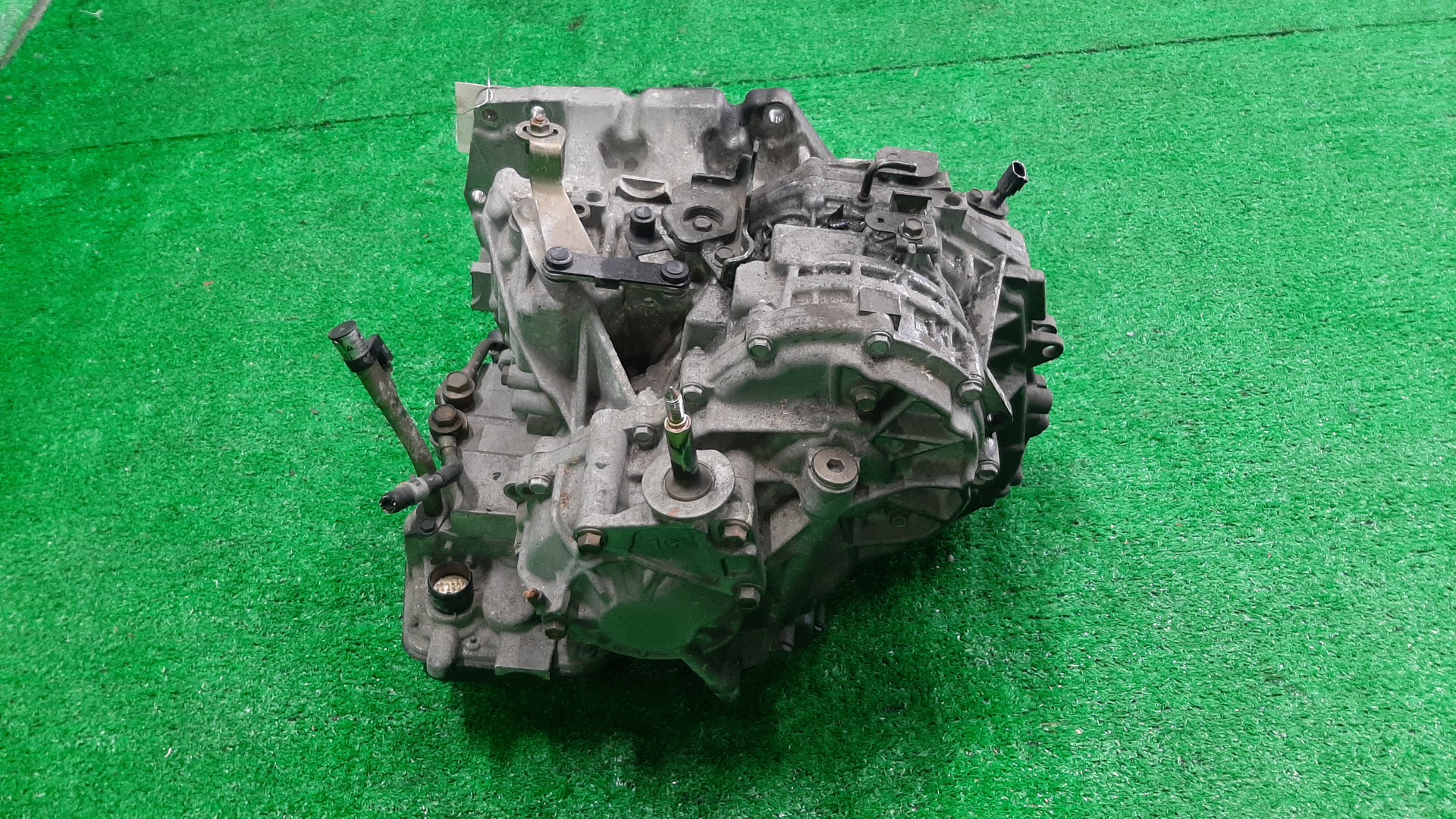 АКПП NISSAN MARCH, AD, CUBE, WINGROAD, NOTE, TIIDA, BLUEBIRD SYLPHY, TIIDA LATIO YK12, VY12, YGZ11, Z12, YZ11, NZ12, Y12, E11, C11, G11, SC11 HR15DE 1XB1C, RE0F08A-F154 4 ракурс
