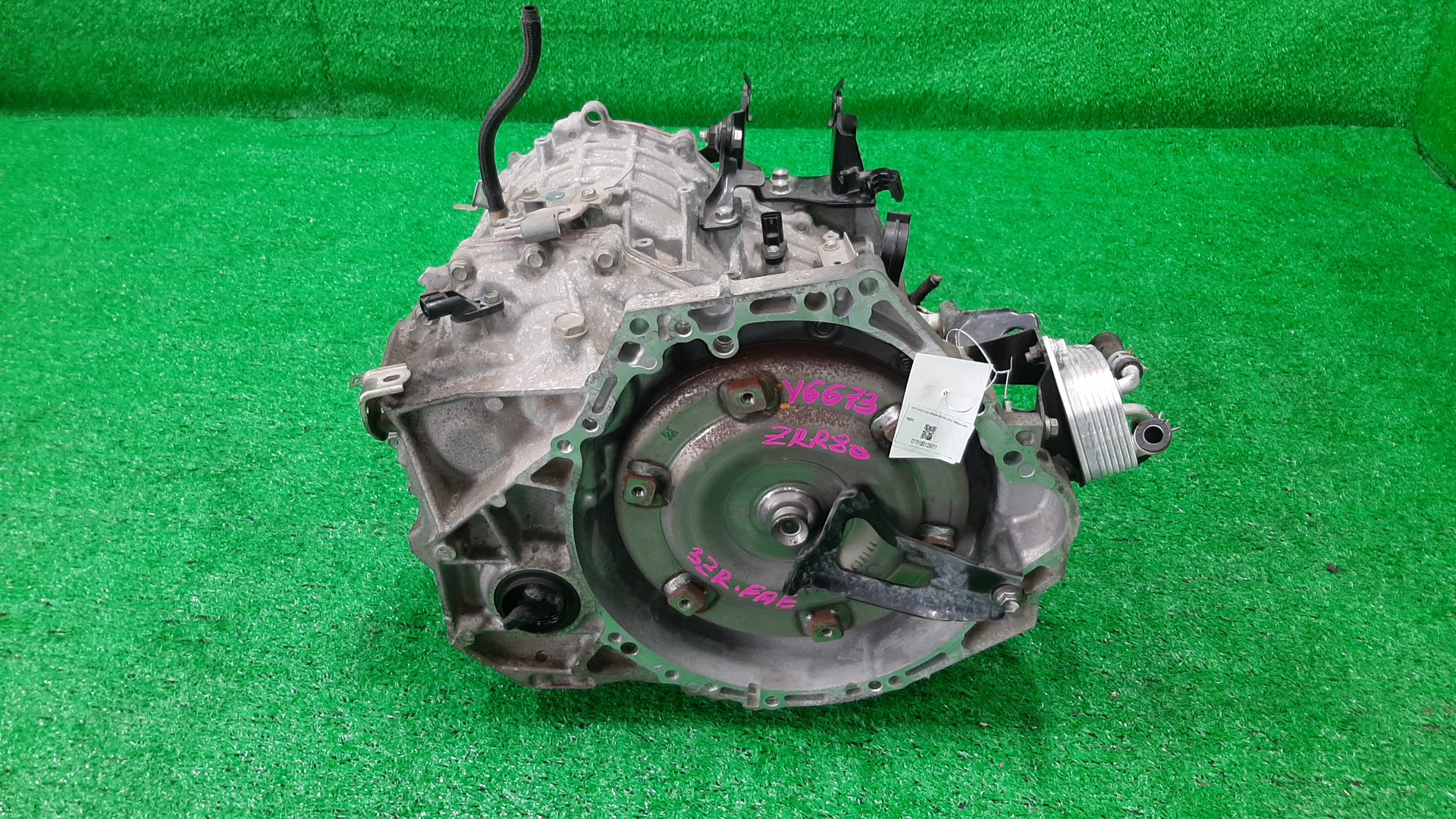 АКПП TOYOTA NOAH, VOXY, ESQUIRE ZRR80W, ZRR80G 3ZR-FAE K114-01A 1 ракурс АКПП TOYOTA NOAH, VOXY, ESQUIRE ZRR80W, ZRR80G 3ZR-FAE K114-01A 1 ракурс