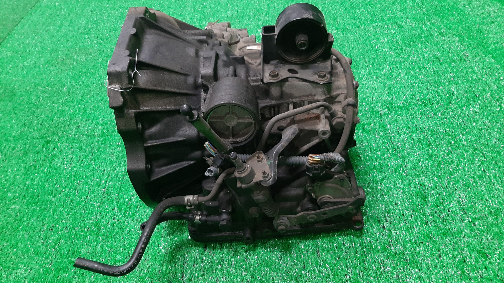 АКПП NISSAN BLUEBIRD, PRIMERA, PRESEA EU14, P11, WP11, PR11 SR18DE 35X01, RL4F03A-FL38 3 ракурс