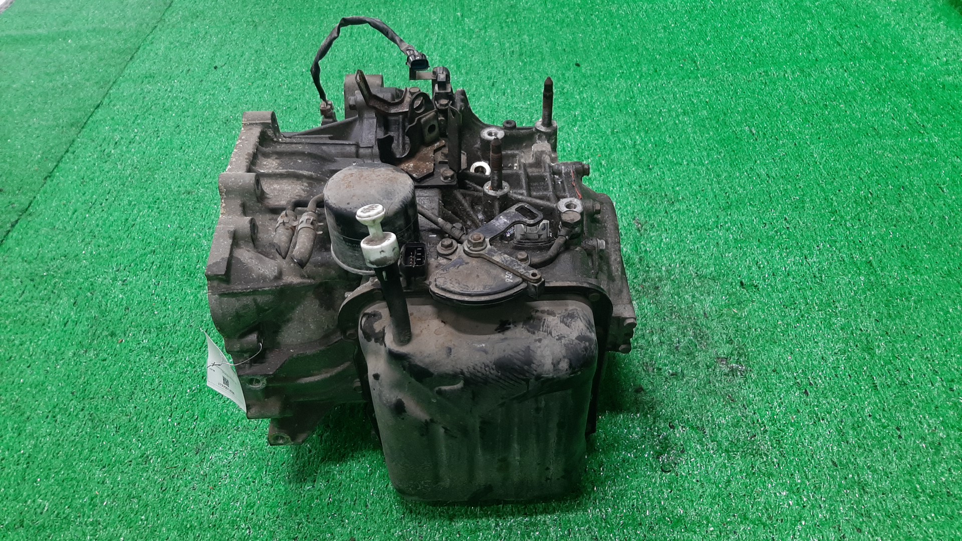 АКПП MITSUBISHI CHARIOT GRANDIS N84W 4G64 F4A422E5B 3 ракурс