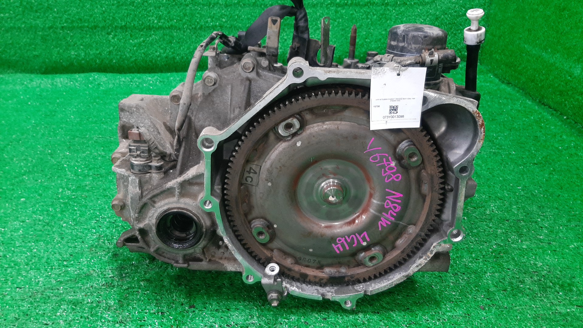 АКПП MITSUBISHI CHARIOT GRANDIS N84W 4G64 F4A422E5B 1 ракурс
