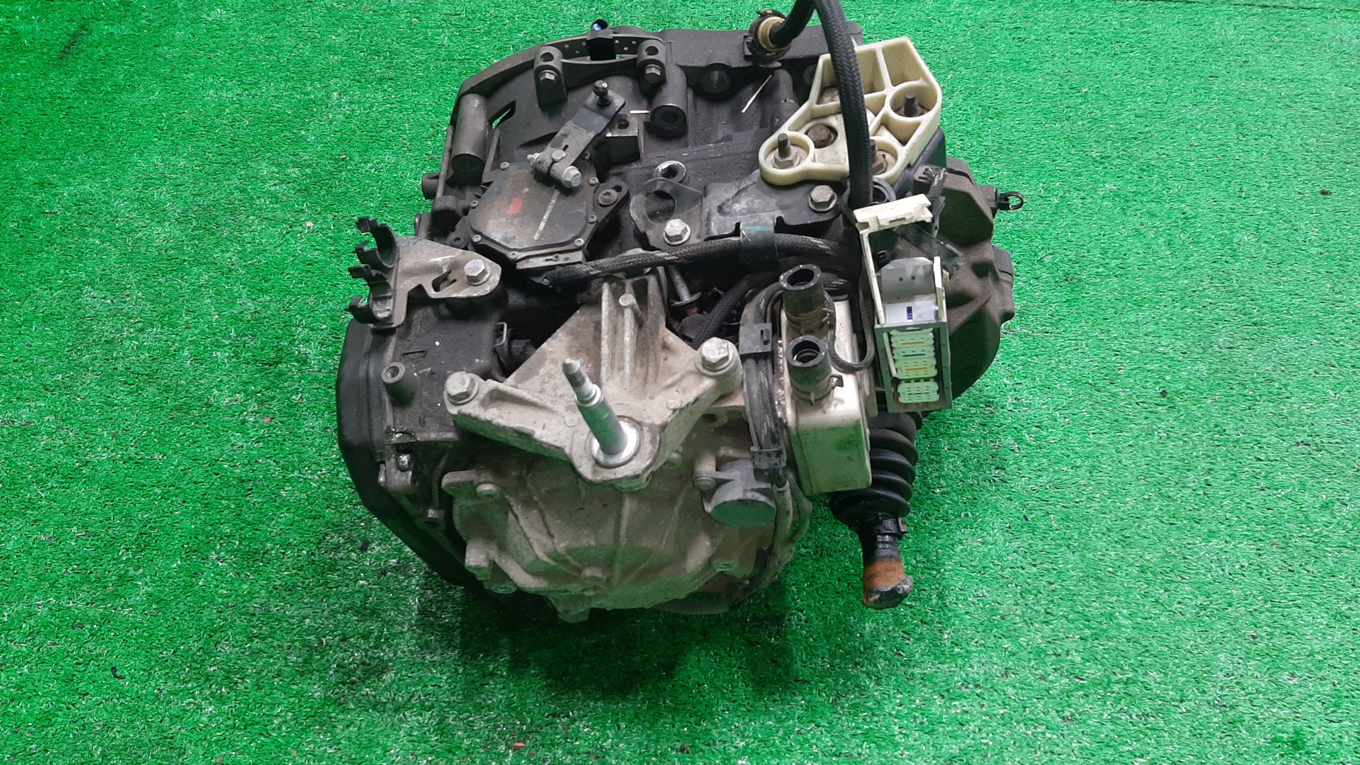 АКПП RENAULT KANGOO KW0 K4M835 DP2 4 ракурс