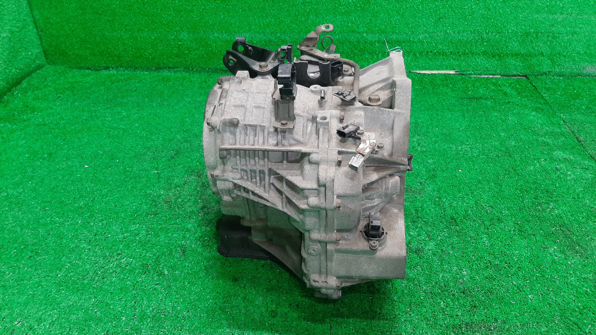 АКПП NISSAN AVENIR, LIBERTY, PRIMERA, WINGROAD, BLUEBIRD SYLPHY RW11, RM12, TP12, RP12, WTP12, WRP12, WRY11, TG10 QR20DE, QR25DD, QR20DD 8E011, RE0F06A-FP54 2 ракурс