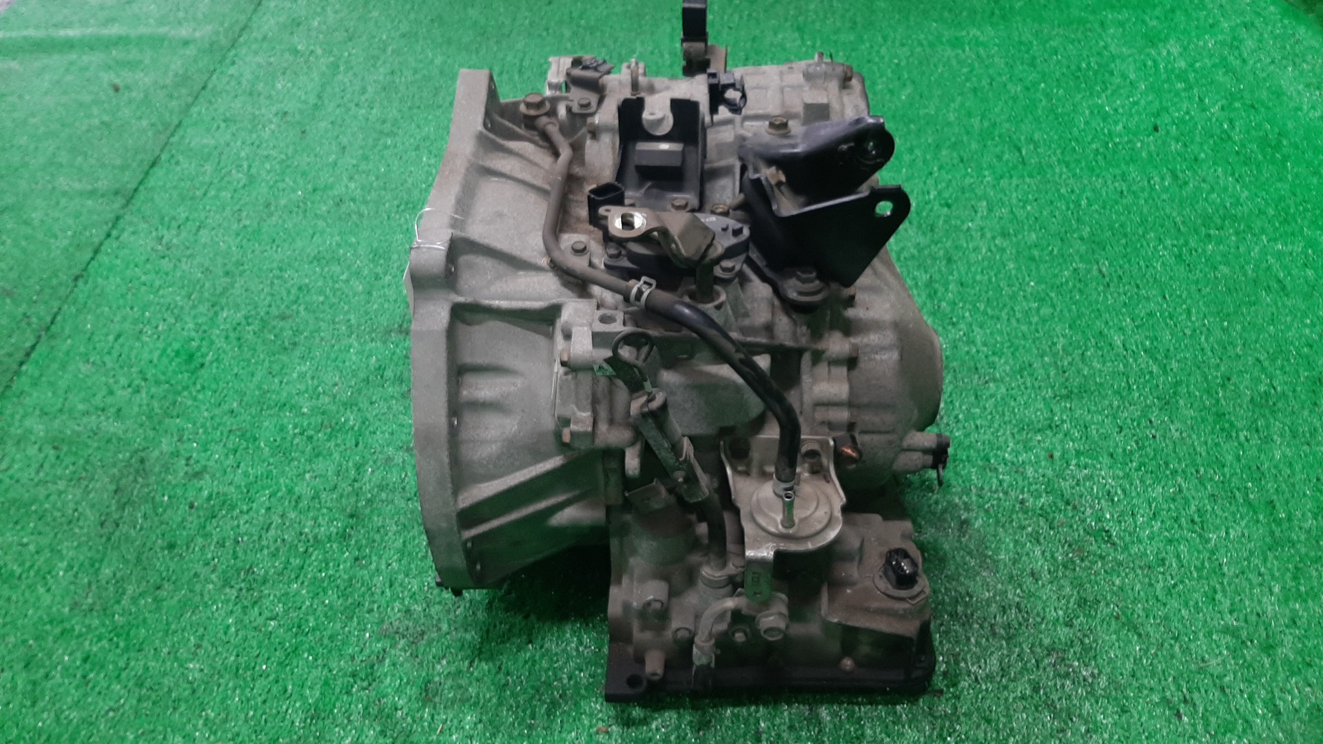 АКПП NISSAN AVENIR, LIBERTY, PRIMERA, WINGROAD, BLUEBIRD SYLPHY RW11, RM12, TP12, RP12, WTP12, WRP12, WRY11, TG10 QR20DE, QR25DD, QR20DD 8E011, RE0F06A-FP54 3 ракурс
